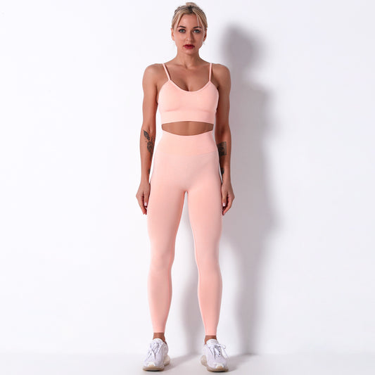 Shop our Women's 2 pc Fitness Set: a workout bra and leggings perfect for yoga, pilates, and gym activities. Available in S, M, L.