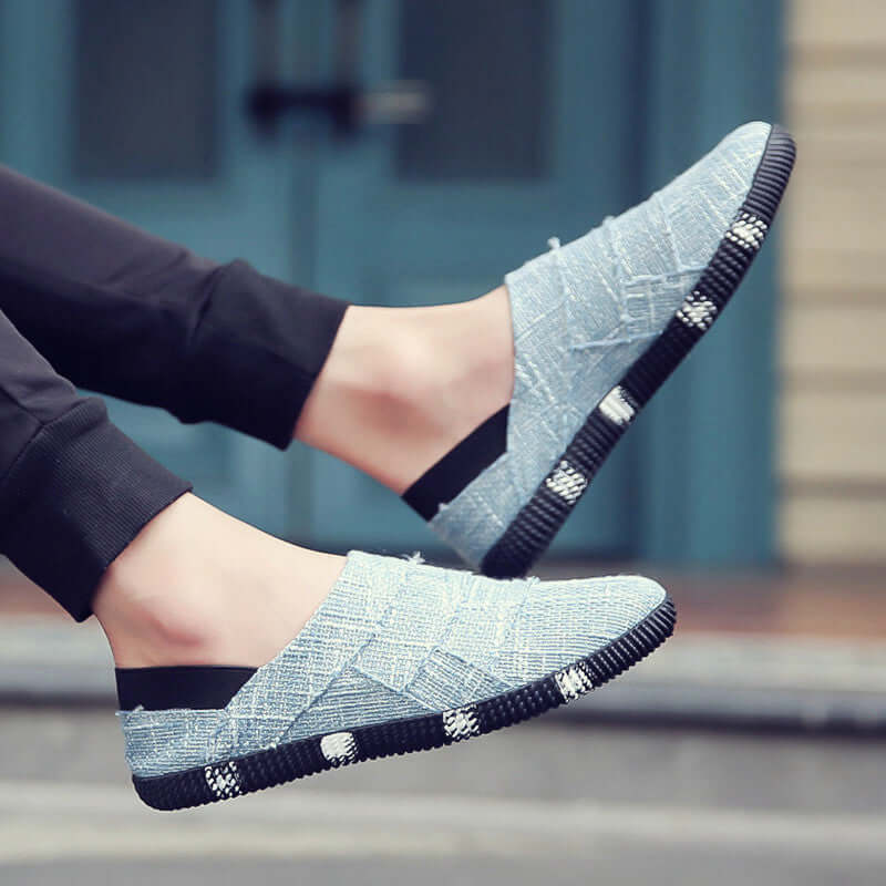 Step into luxury with our Men's Linen Canvas Casual Shoes—perfect blend of comfort and style.