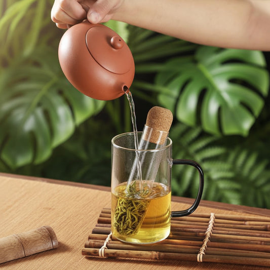 Borosilicate glass is the optimal choice for steeping teas, whether hot or cold, and infusing water with fresh fruits and vegetables.