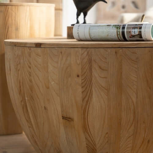 Vintage Style Bucket Shaped Coffee Table Set. Luxurious charm, minimalist design, stable structure, unique personality. Ideal for living rooms and playrooms.