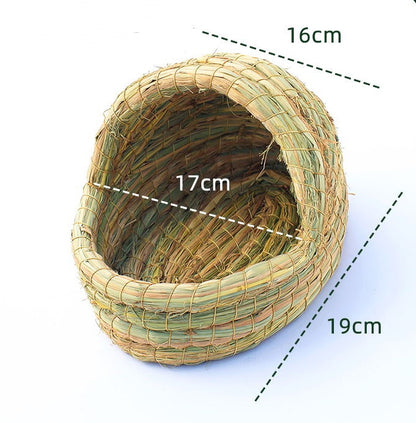 Woven Straw Rabbit bed