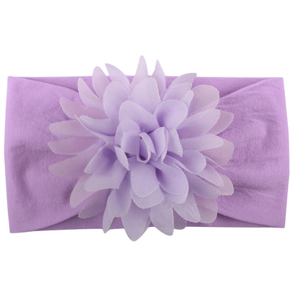 Get ready to add some cuteness to any outfit with our adorable flower headband, perfect for both playtime and special events!