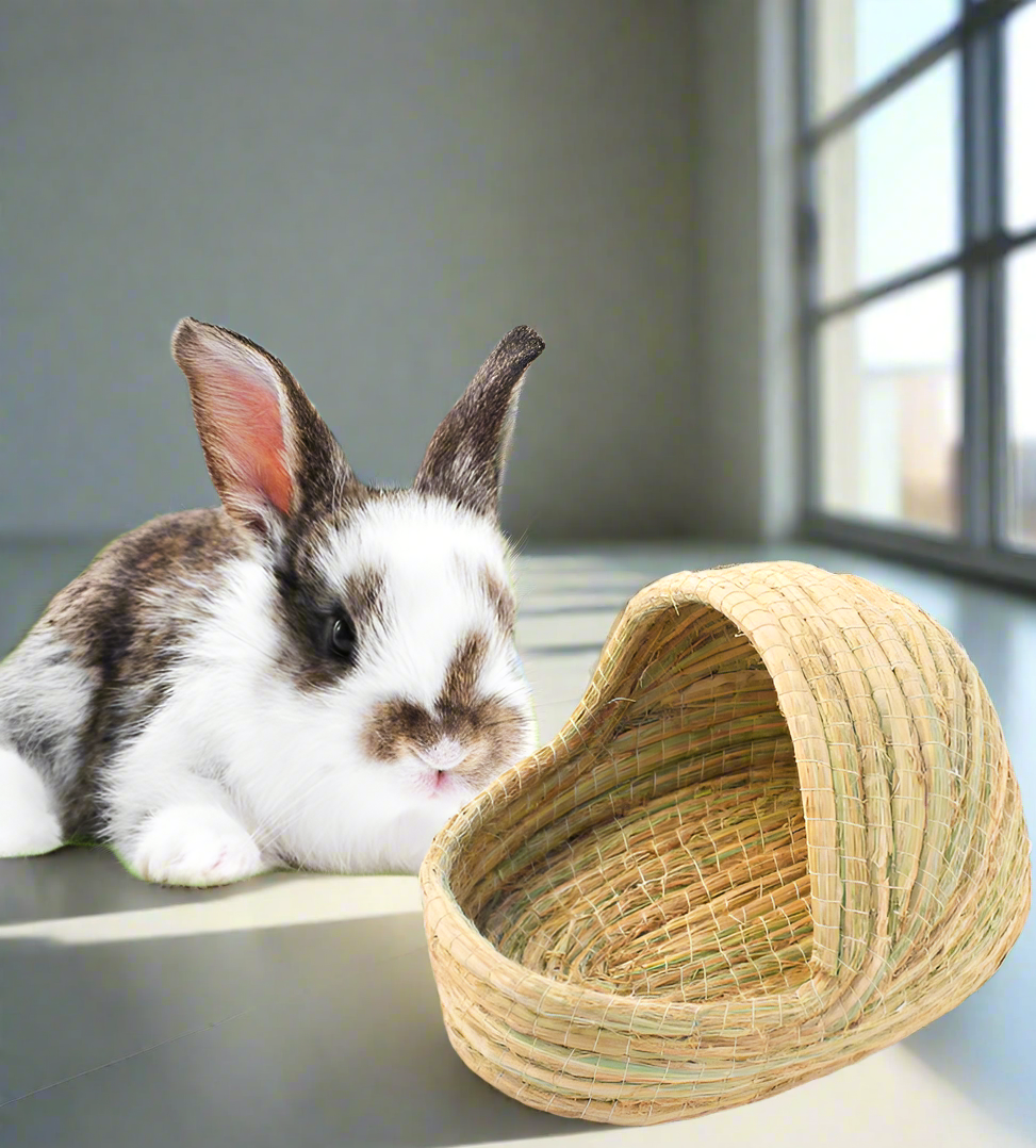 Woven Straw Rabbit bed