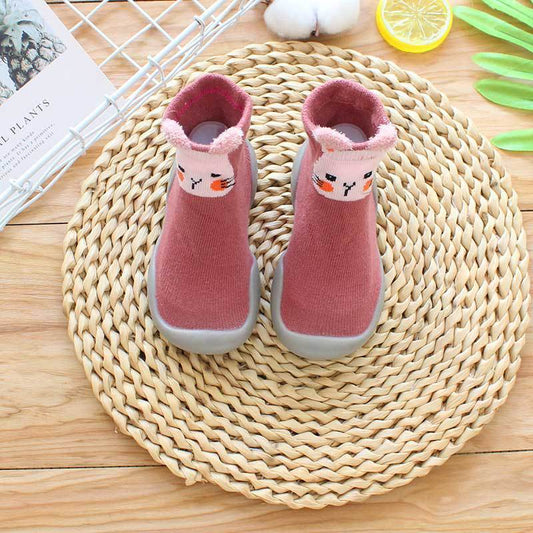 Product advantages： 1. Every detail is carefully considered in these toddler shoes and socks, providing unmatched comfort and support. 2. With non-slip shock absorption and TPE material wrapping, these socks ensure the safety and protection of your baby's