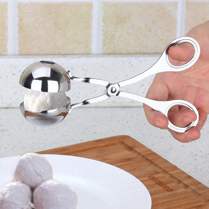 The perfect gadget for easy and fast serving or cooking prep. Your meatballs will always be the same size and look perfect. Experience effortless culinary perfection with our Meatball - Ice Cream Scooper. Save time in the kitchen with precisely measured s