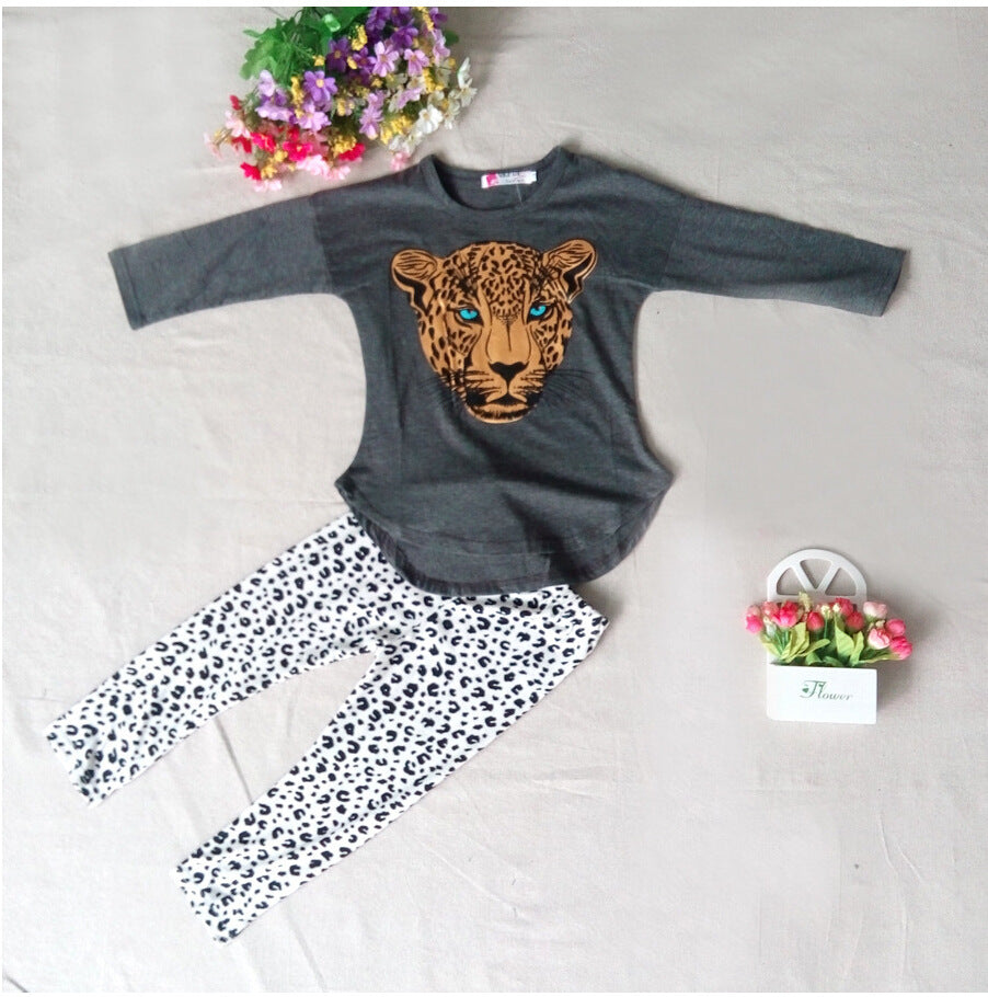 Dress your little one in this adorable animal print shirt and legging set, great for any occasion - whether it's a day at the park, a birthday party, or just lounging at home. The vibrant print and comfortable material will keep them stylish and content a