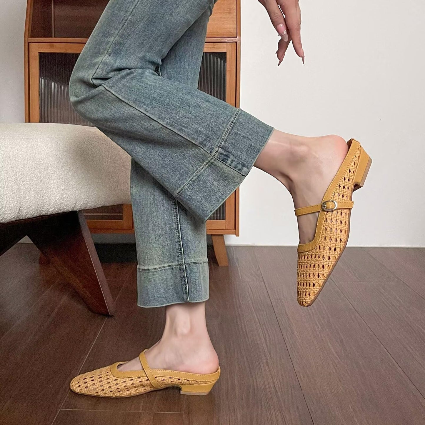 Women's Flat Mules Woven Closed Toe Mesh Slippers